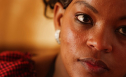 2-girls-02_250x154_crop_478b24840a