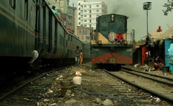 2-girls-03_250x154_crop_478b24840a