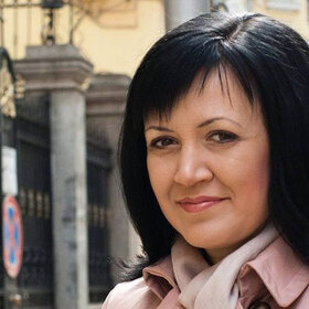 013-irena-todorova-bnr-678x410-crop-478b24840a_280x280_crop_478b24840a