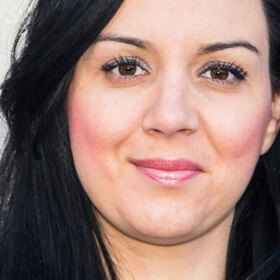 shefkata-na-radostni-obekti_280x280_crop_478b24840a