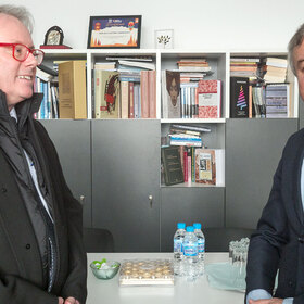 2855786_280x280_crop_478b24840a