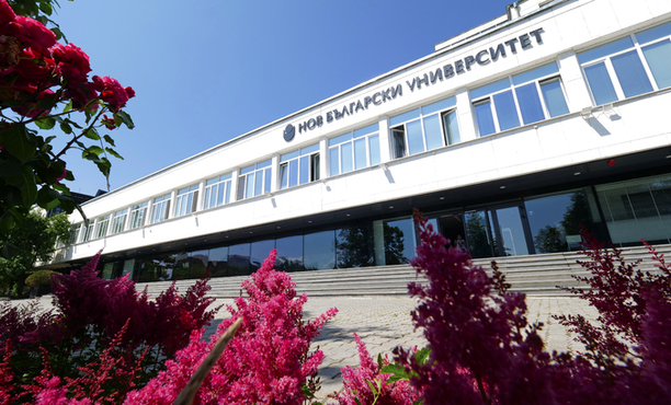 1844651-copy-678x410-crop-478b24840a_612x830_fit_478b24840a