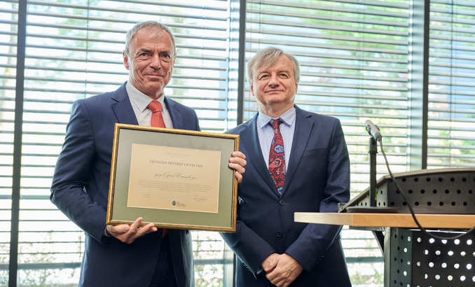 pochiten-prof-ignatov-2025-0372_678x410_crop_478b24840a