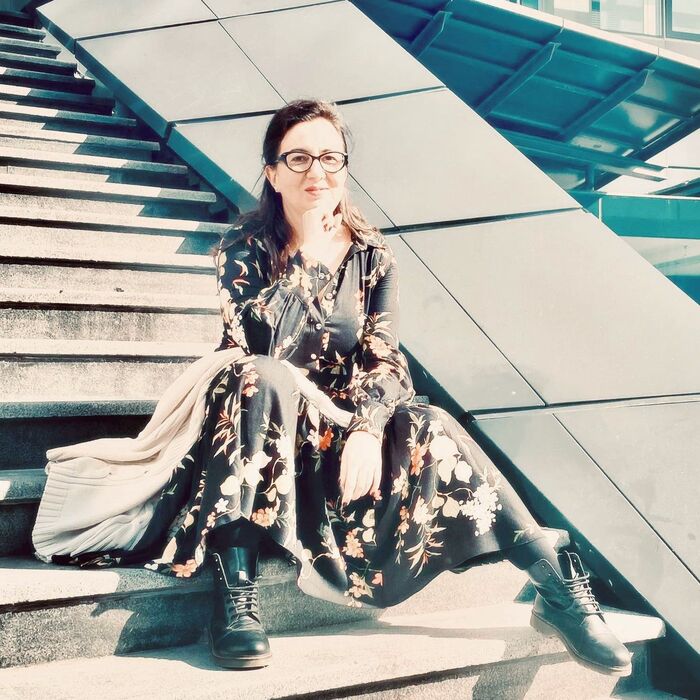 ildiko-otova-fb-ildiko-otova_700x700_crop_478b24840a