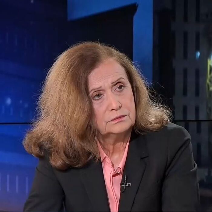 mira-mayer-euronews-bg_700x700_crop_478b24840a