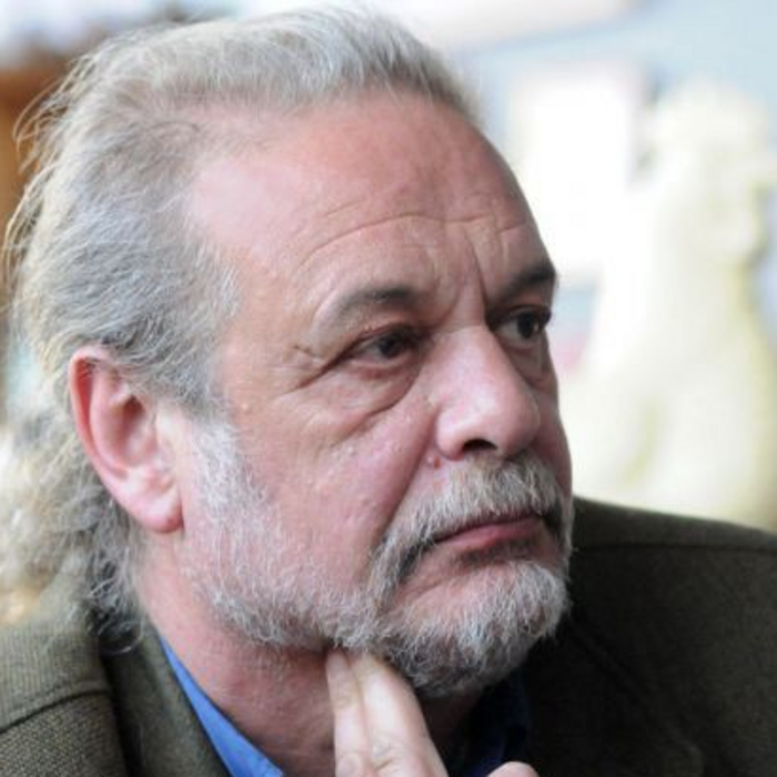 untitled-1_700x700_crop_478b24840a