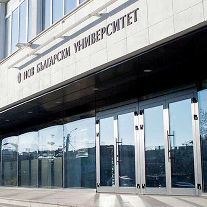 photo-18_700x700_crop_478b24840a