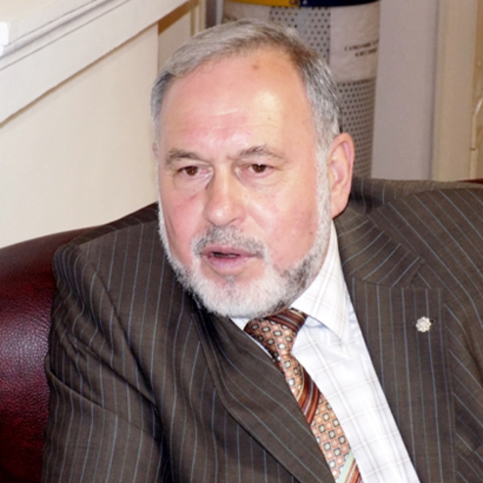 photo-17_700x700_crop_478b24840a