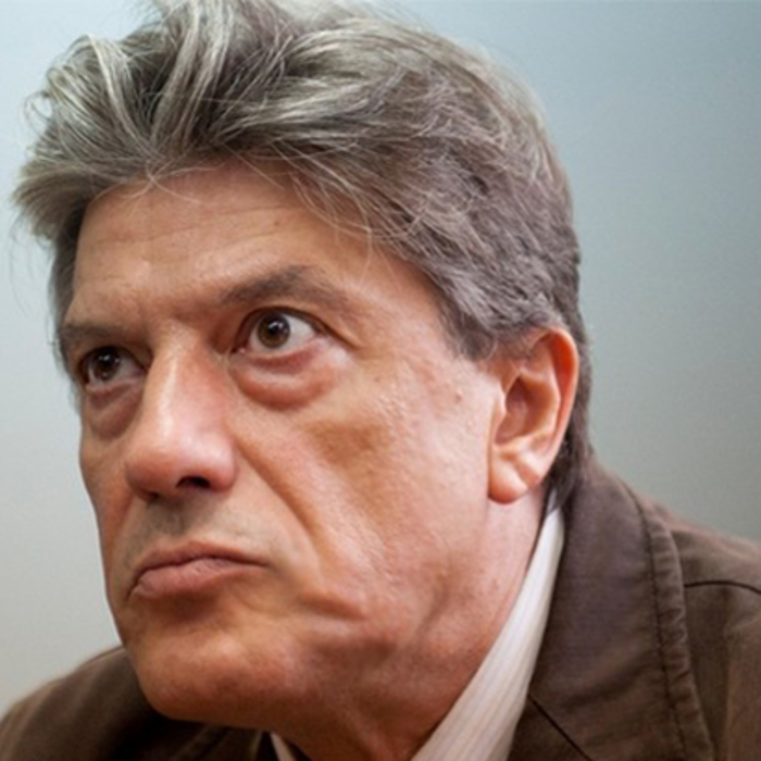 ant-gulubov_700x700_crop_478b24840a