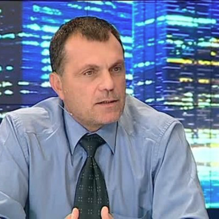 photo-23_700x700_crop_478b24840a