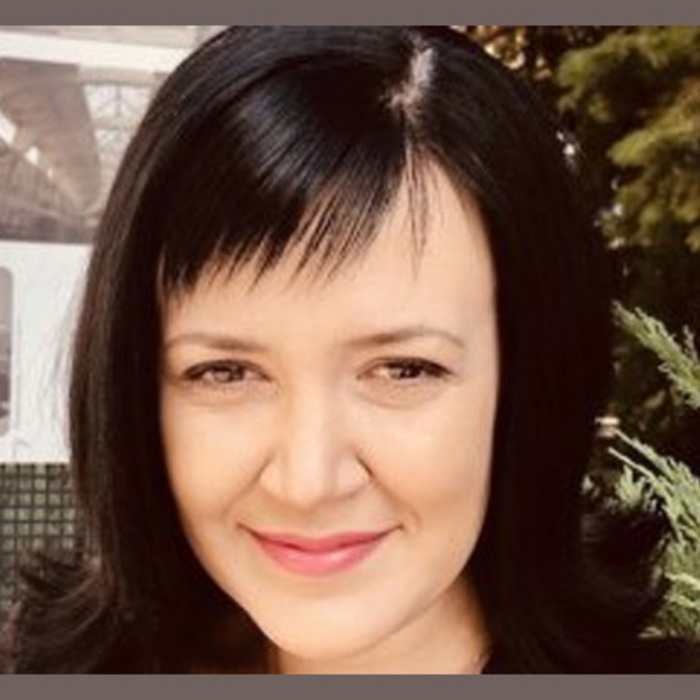 irena_700x700_crop_478b24840a