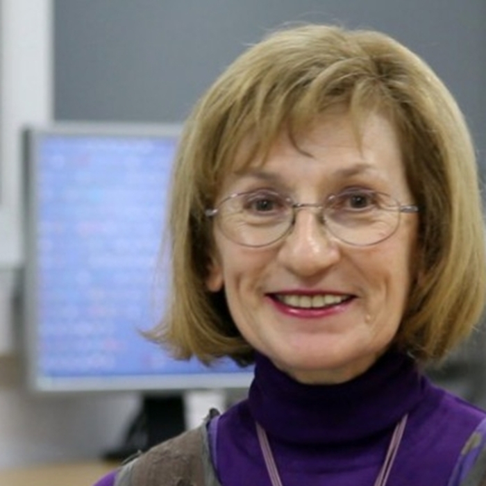 anna-krusteva3_700x700_crop_478b24840a