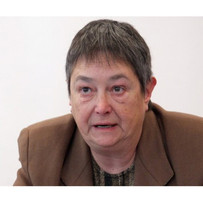 evgeniq-ivanova_700x700_crop_478b24840a