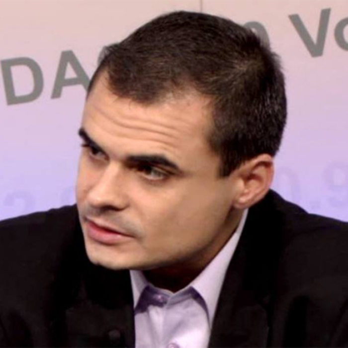 petar-nikolov_700x700_crop_478b24840a