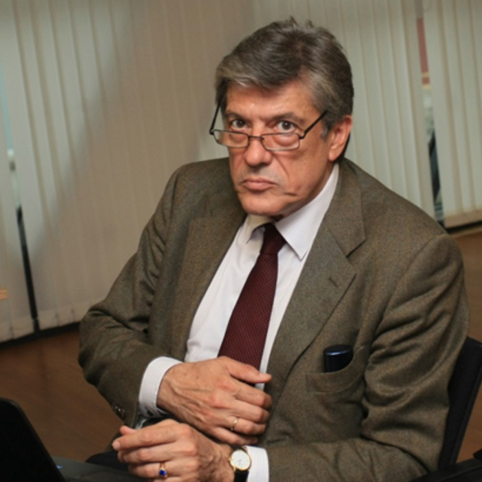 antonii-gulubov2-debati-bg_700x700_crop_478b24840a