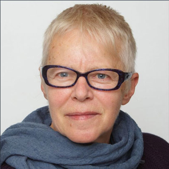 svetla-strashimirova-filosofski-fakultet_700x700_crop_478b24840a