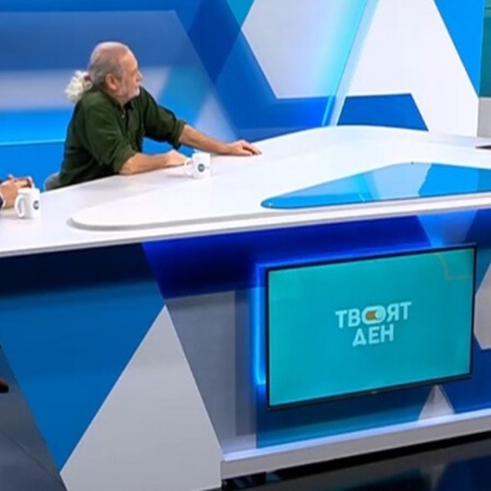 012_700x700_crop_478b24840a