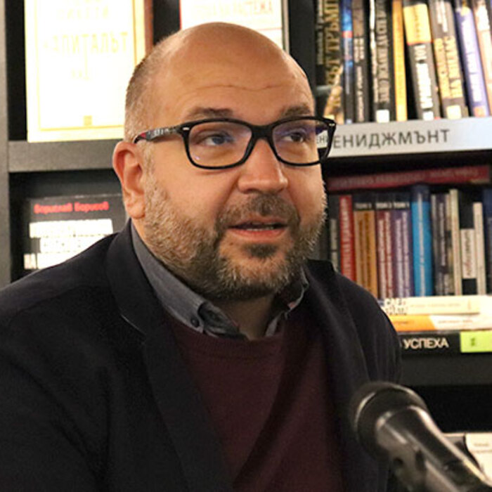 hristo-panchugov-nbu_700x700_crop_478b24840a