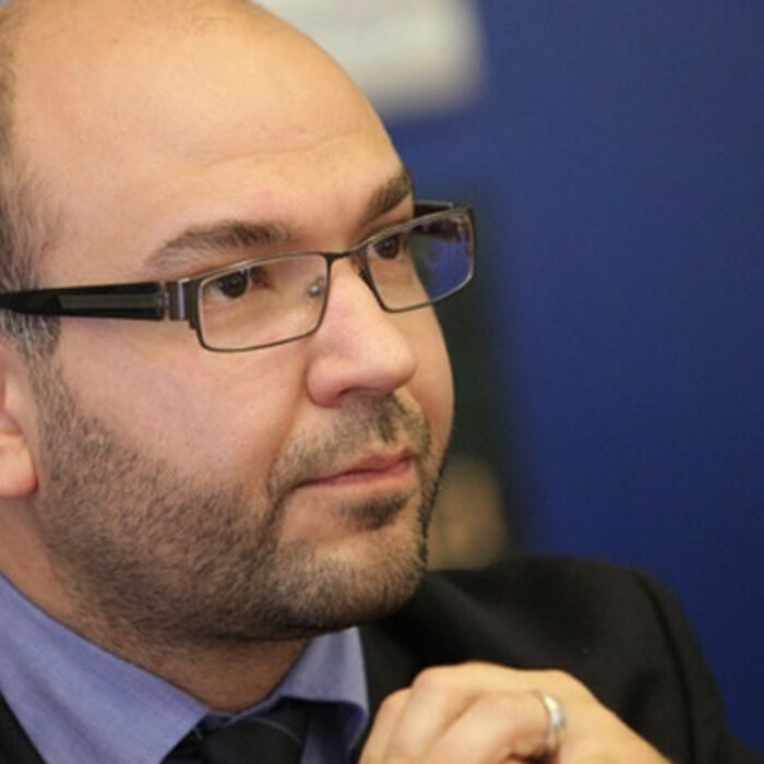 hristo-panchugovv-bnr_700x700_crop_478b24840a