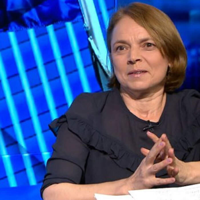 petq-georgieva-bloombergtv_700x700_crop_478b24840a