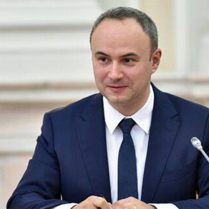 yon-gulya_700x700_crop_478b24840a