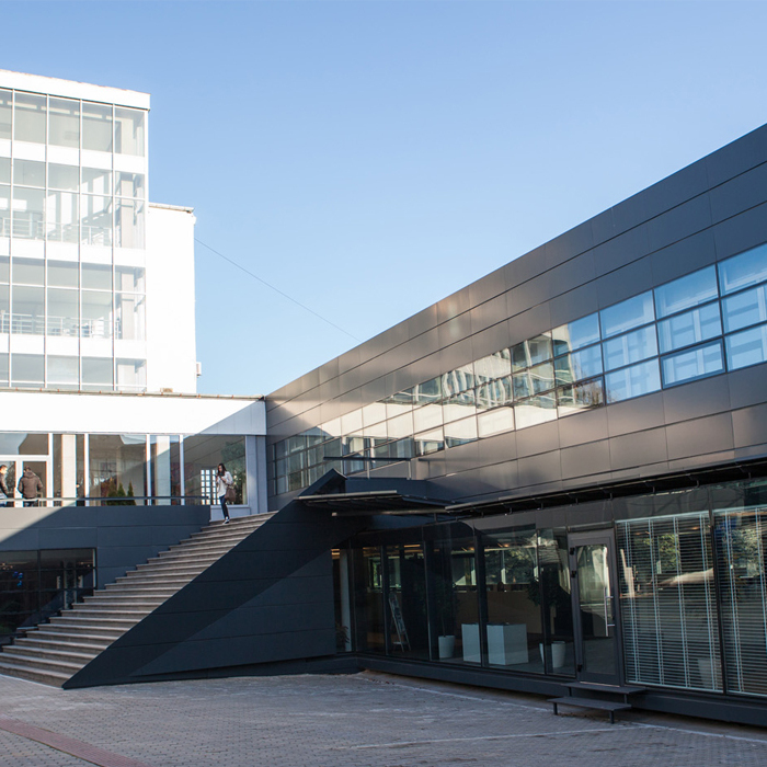 nbu-vutreshen_700x700_crop_478b24840a